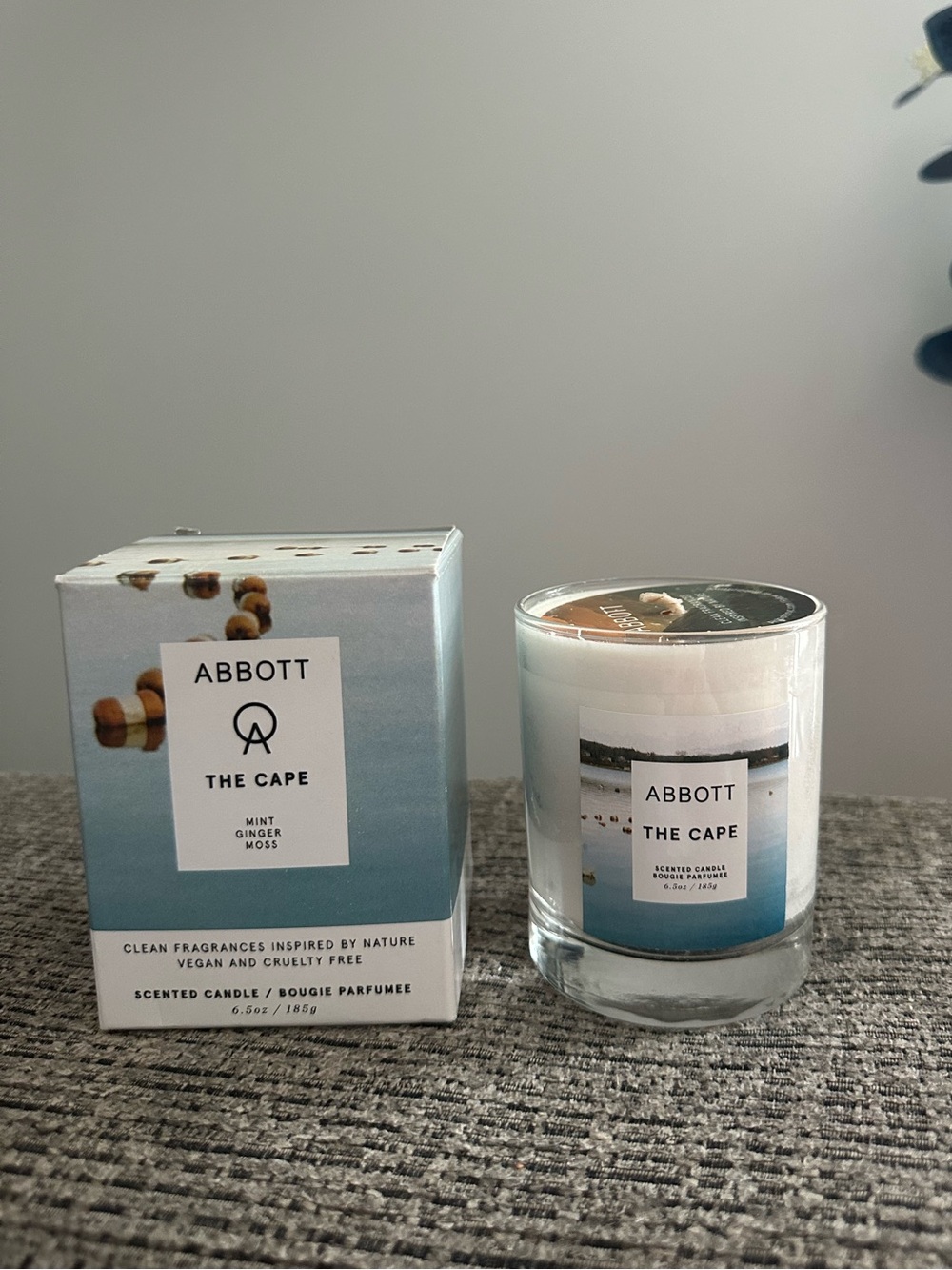 New in Box - Abbott The Cape Scented Candle - Mint Ginger Moss (White)